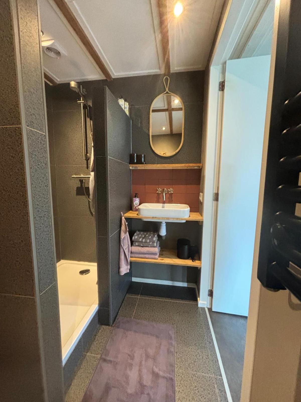 Вілла Tiny House De Smederij Peize Екстер'єр фото